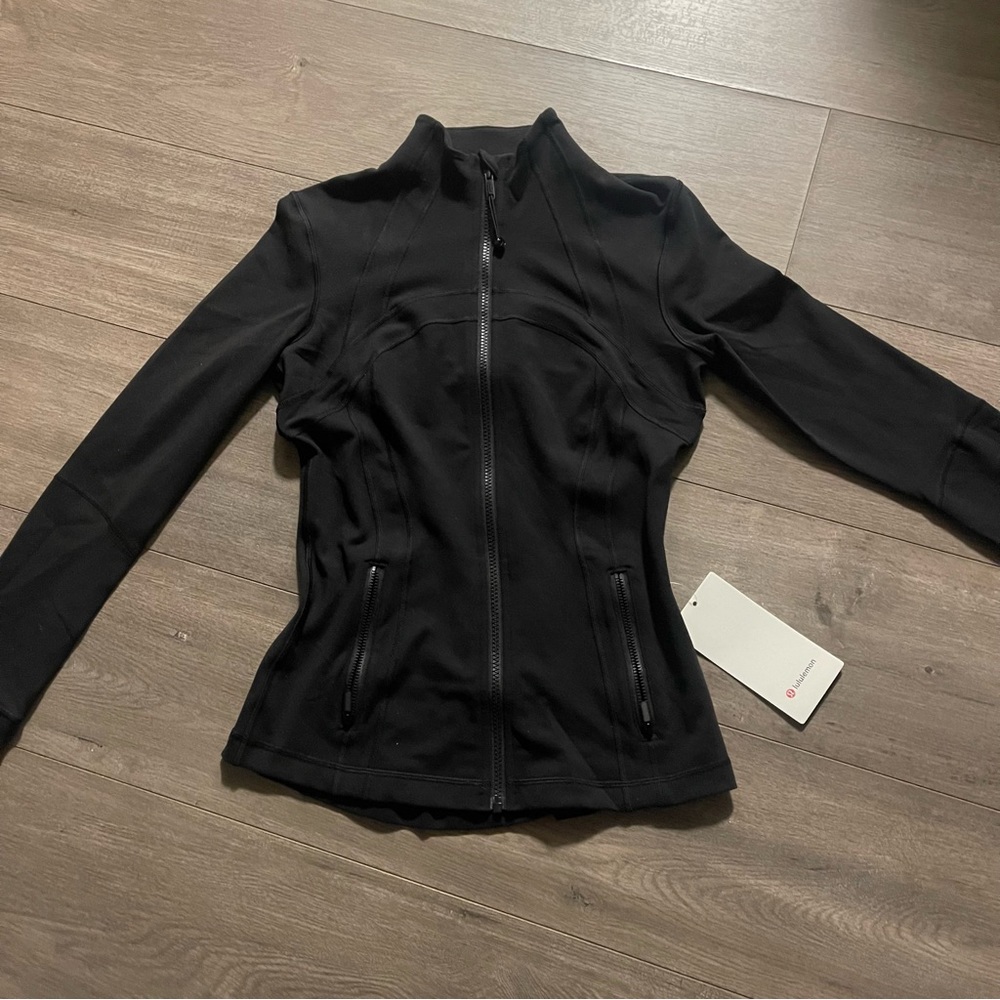 black lululemon define jacket